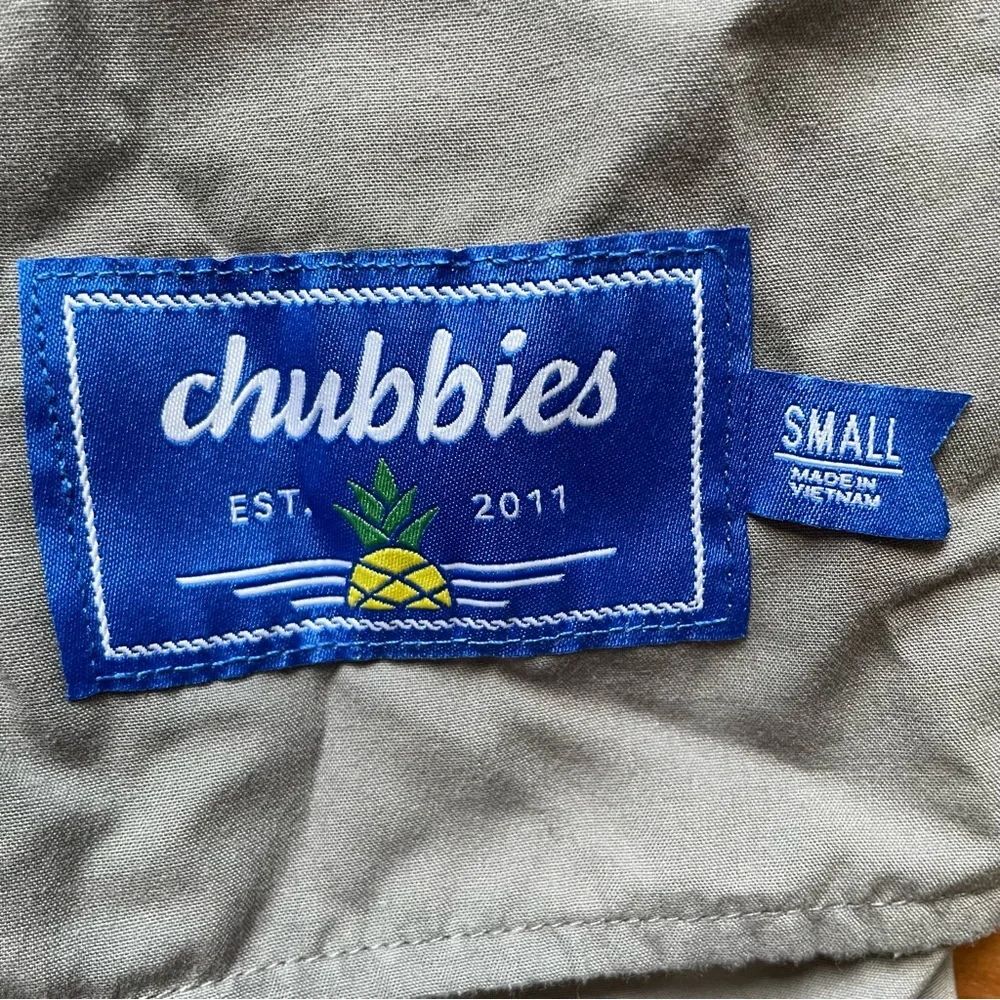 Chubbies Everywhere Performance Gray Shorts No Li… - image 8